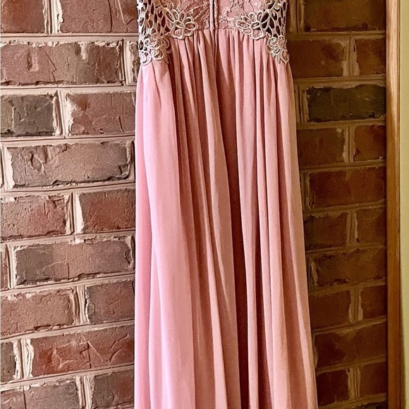 City Studio Size 0 Pale Pink Prom Pageant Gown Tulip Style Beaded Modest Sequin - Picture 9 of 12